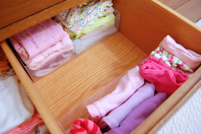 organize baby clothes 2