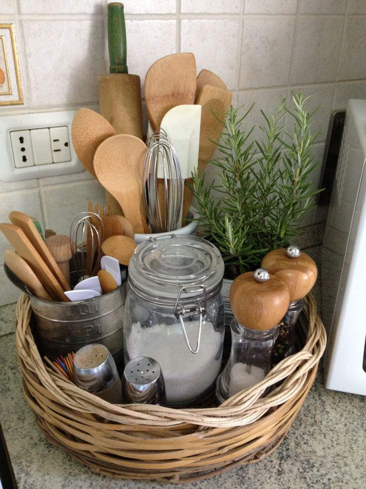 15 Easy And Pretty Ways To Organize Utensils