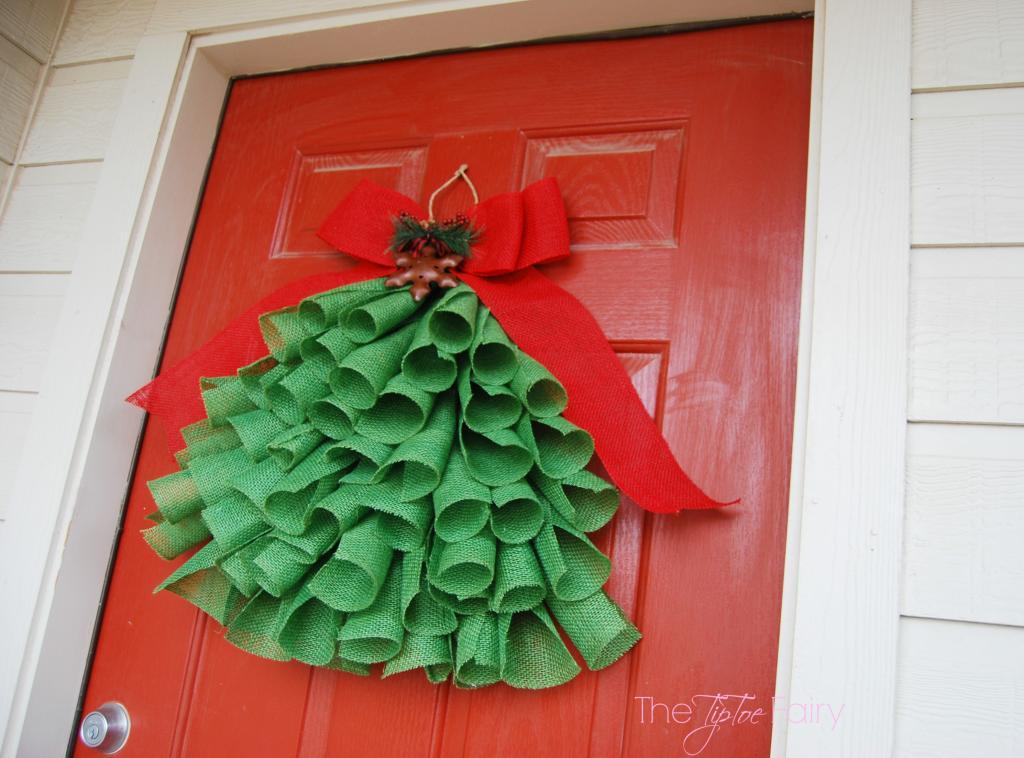 DIY Burlap Christmas Tree Decoration | The Tiptoe Fairy