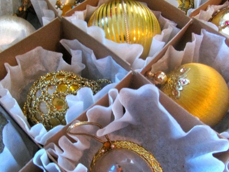 use coffee filters to cushion ornaments by one crazy house
