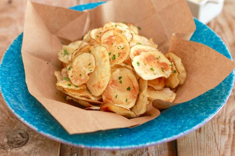 homemade microwave chips
