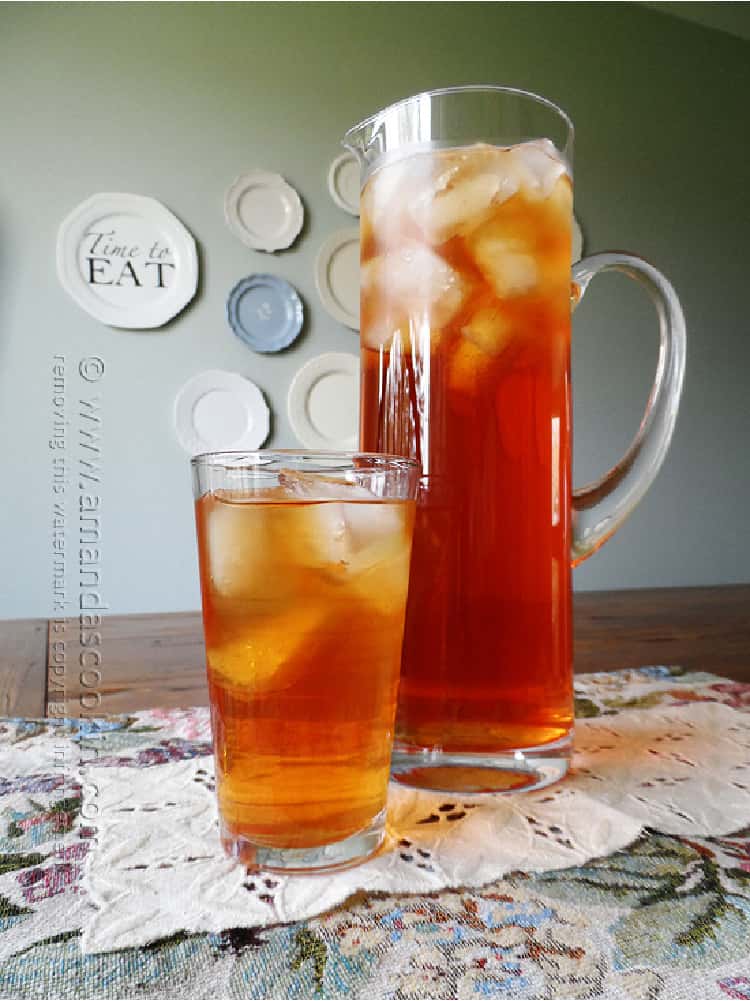 Peach Ice Tea in two glasses
