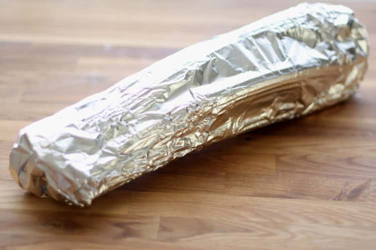 Wrap celery sticks in aluminum foil to keep them fresh