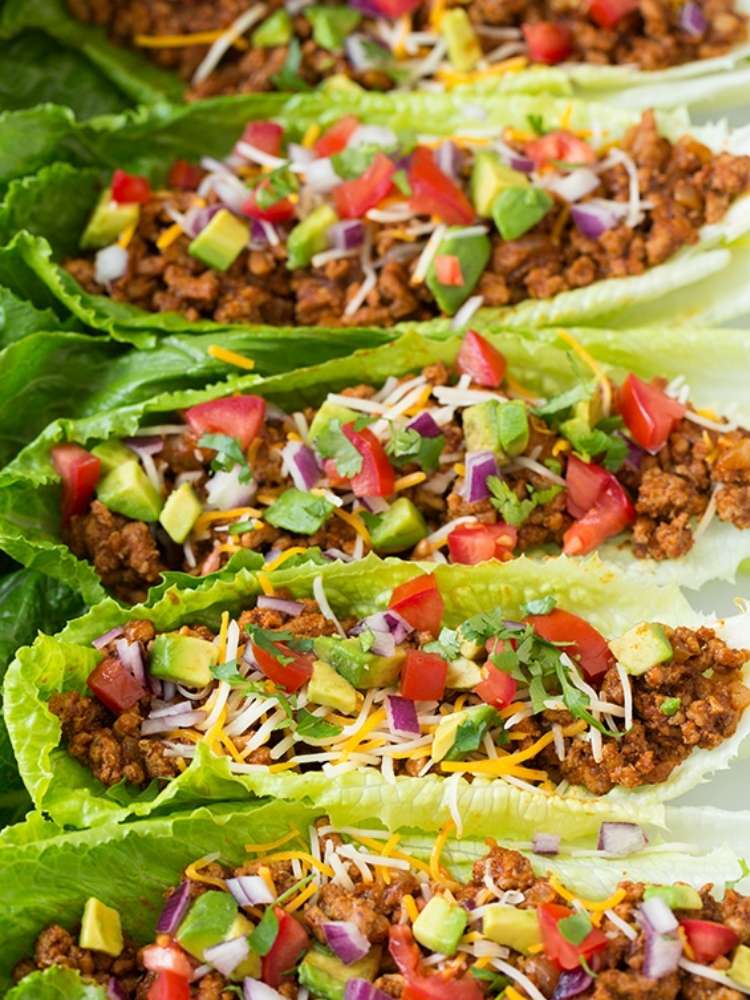 OneCrazyHouse ground turkey recipes romaine leaf lettuce leaves stuffed with ground turkey topped with onions and tomatoes and avodaco