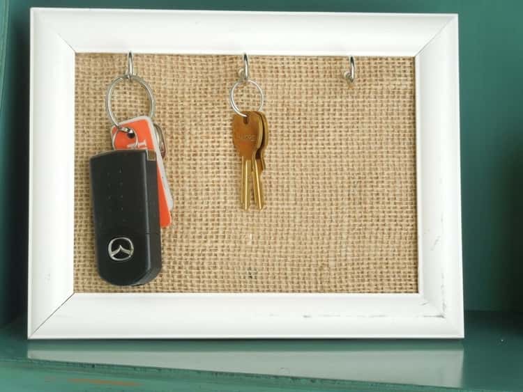 Key hanger frame from picture frame 